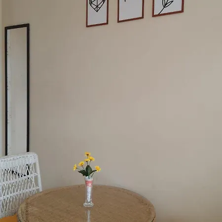 Kitnet Centro Mongagua Beira Mar - Com Garagem Apartment Exterior photo