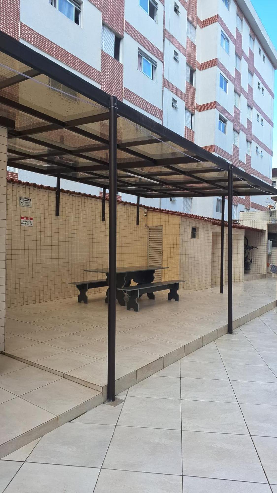 Kitnet Centro Beira Mar - Com Garagem Apartment
